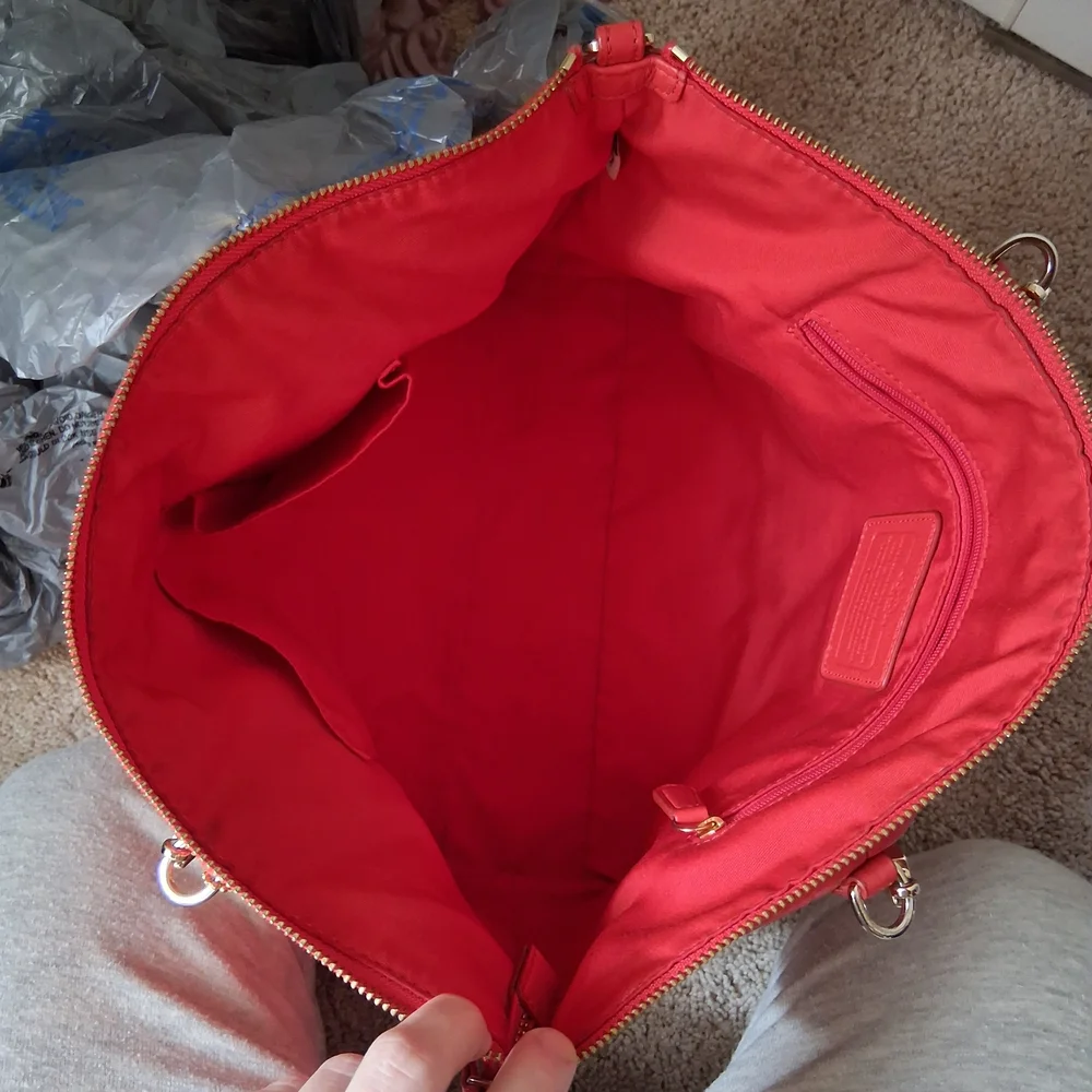 Coach Kelsey Satchel Large - Picture 9 of 13